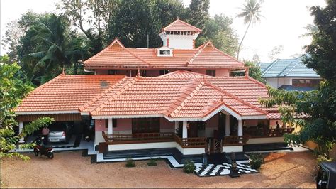 Fusion style kerala home design with 6 bedrooms. 3332 Sq Ft 4 Attached Bedroom Traditional Kerala Style ...