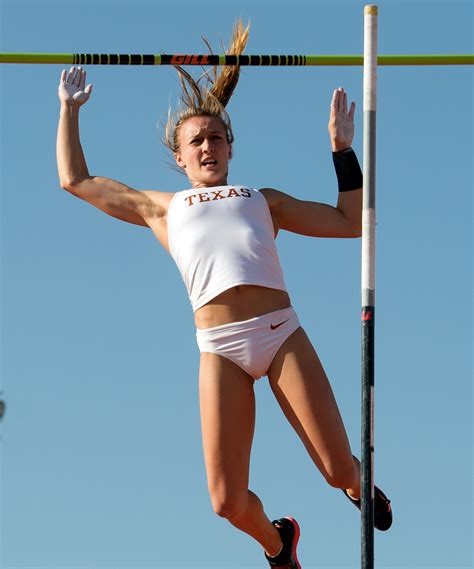 Whelan/nault vault center, shelbyville, in (usa). Pole Vault Women Nude - Sexy Dance