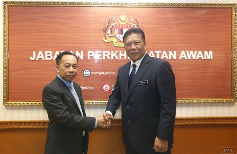 Jabatan perkhidmatan awam atau jpa merupakan sebuah jabatan kerajaan malaysia yang merancang, membangun, dan mengurus sumber manusia untuk perkhidmatan awam. Jab. Per. Awam (JPA) on Twitter: "YBhg Datuk Borhan Dolah ...