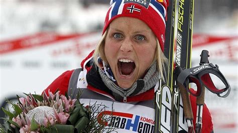 1.62 m (5 ft 4 in) ski club: Therese Johaug, Marit Bjørgen | - Det er litt overraskende