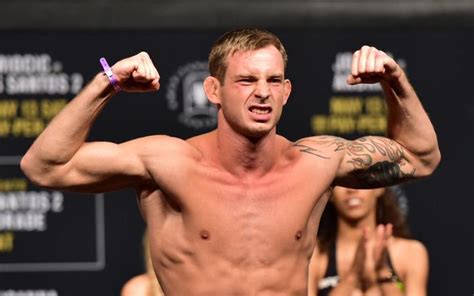 Sean strickland extended his winning streak to four fights when he beat krzysztof jotko at ufc. Gala UFC Fight Night 16/17.05.2020 KARTA WALK. Gala UFC Jotko - Anders: KTO WALCZY? ZAWODNICY ...