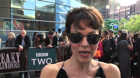 Helen mccrory starred in peaky blinders, harry potter, fearless, skyfall, the queen and more (image: Helen McCrory - Peaky Blinders Season 2 - World Premiere ...