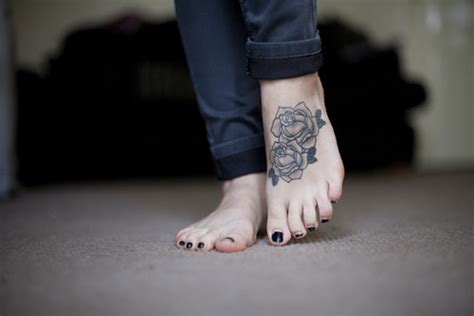 Tattoo designs, tattoo pictures a category wise collection of tattoos. black rose tattoo on feet - Design of TattoosDesign of Tattoos