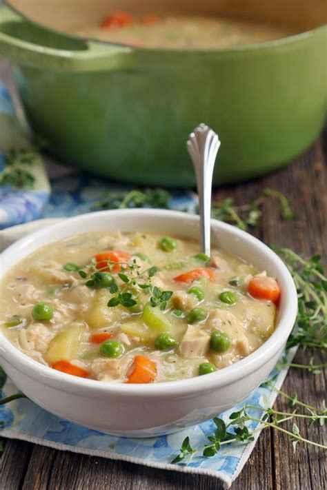 Each week, students learn basic cooking skills while making dinner for their family! 40 Rainy Day Dinner Ideas to Keep you Warm