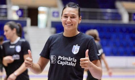 Born 26 august 1988) is a romanian professional handballer who plays as a left back for csm bucurești and the romanian national team. Cristina Neagu a anunţat ce vrea să facă după ce se va retrage