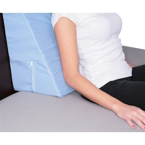 Crown medical products manufactures foam bed wedges, ortho leg elevaor wedges, knee wedges and body aligners. DeluxeComfort.com Bed Wedge 12" Blue - 24" X 25" X 12"