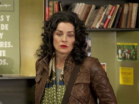Sharon stone needs to go back to acting school. Border run, la frontière du crime (The mule)
