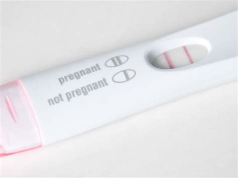 Please explain what is weakly positive pregnancy? Weak Positive Pregnancy Test : വീക്ക് പോസിറ്റീവ് എന്ത്, ഗര്‍ഭമുണ്ടോ, ഇല്ലയോ - Malayalam BoldSky