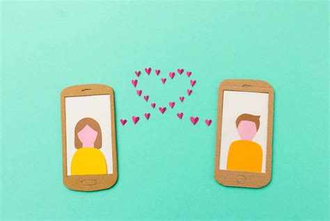 She recommends finding the most flattering backdrop for your virtual date or practice with a friend to make sure you know how to use your video chat platform and you have. Valentine's Day Gift Guide for Him and Her | Online dating ...