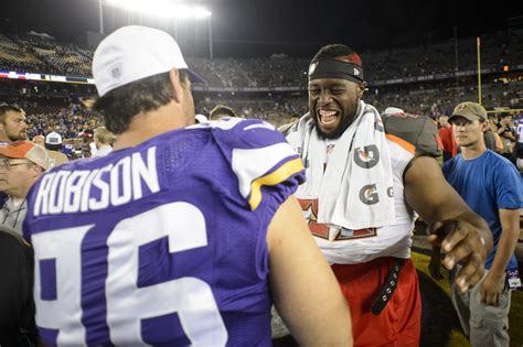 The nfl matchup between minnesota vikings vs tampa bay buccaneers live stream will be happen in week 14 at raymond james stadium. Minnesota Vikings vs Buccaneers: How to watch Week 3 live ...