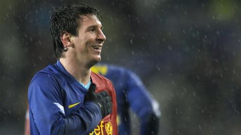 Le quadruple fifa ballon d'or leo messi. Top 10 des meilleurs joueurs de FIFA 09