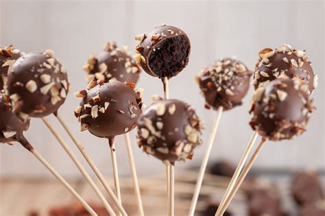 If you would like to use the entire box, prepare the batter as instructed on the box, proceed with filling the mold and baking, and you will end up with about 60 cake pops or more. Cake Pop Recipe With Mould : Silicone cake pops mould - Lékué : Spring is in the air here in the ...
