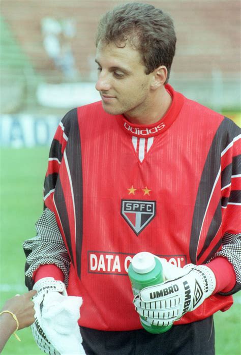 Últimas noticias, fotos, y videos de rogerio ceni las encuentras en depor.pe. SPNet - Rogério Ceni celebra 20 anos de seu primeiro gol ...