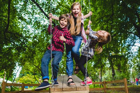 It reminds me of that tv series friends, where they drink coffee on a big sofa as if they're at home. Quarry Kids Kove - Fun, Sweat and Cheers - Quarry Park ...