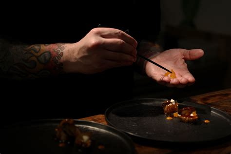 Probamos su ceviche y, por primera vez, los famosos anticuchos y la chicha morada. GOFIO | Cocina canaria, creativa y de autor en Madrid