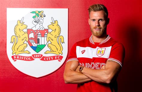 Tomáš kalas plays for english 2nd division team bristol r (bristol city) and the czech republic national team in pro evolution soccer 2021. Tomáš Kalas: „Premier League nevzdávám!" | Gól.cz