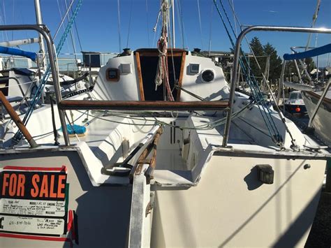 Bb, cc и dd кремы. 1985 C&C Mark V sailboat for sale in New York