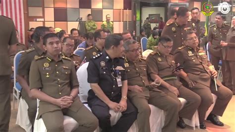 Hari kebangsaan malaysia telah tiba 31 ogos 2017 nanti, termasuk hari jadi saya 31 ogos,song: 26 SAMBUTAN HARI MERDEKA RELA MALAYSIA - YouTube