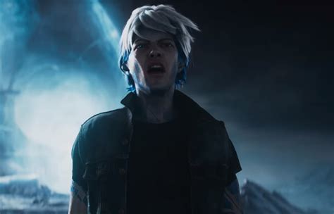 Novel yang berjudul si karismatik charlie wade telah menjadi banyak sekali perbincangan karena ceritanya yang begitu menarik untuk di baca. READY PLAYER ONE (2018)