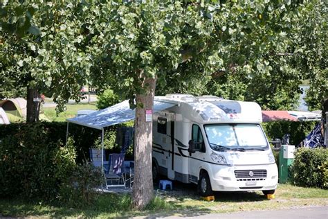 Partagez votre expérience avec nouspour être en mesure de valoriser ou de. Aire camping car Pays Basque | Pays basque en camping car ...