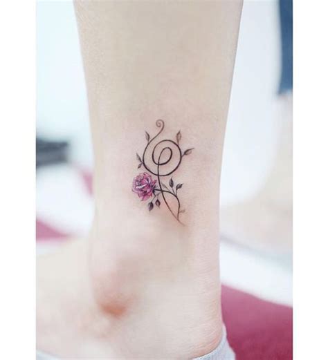 There is no/there are no; hakuna matata tattoo on wrist | Body tattoo design, Hakuna ...