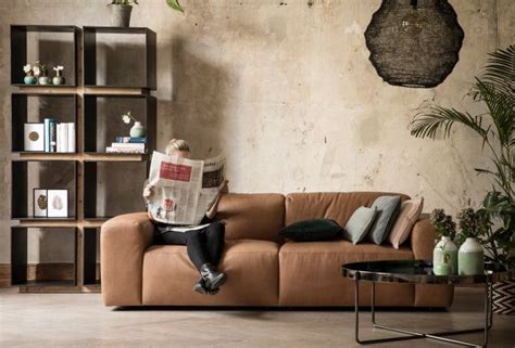 I wish i owned a giant octopus sofa. Exklusives Sofa aus weichem, gefärbtem Rindleder mit ...