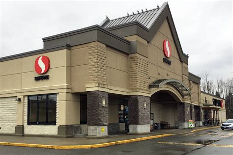 Do you need to print, or have you lost your safeway insurance i.d. Rose Hill Safeway thanks local customers | Kirkland Reporter