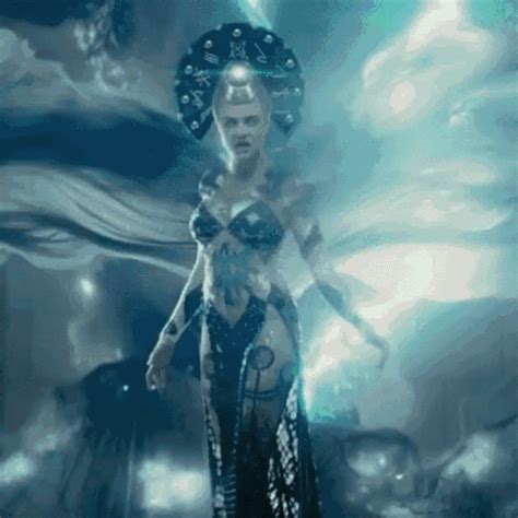 With will smith, jaime fitzsimons, ike barinholtz, margot robbie. Image - ENCHANTRESS.gif | Batmanfanfilmy Wikia | FANDOM ...