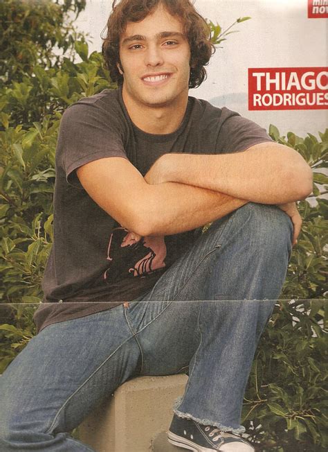 Thiago rodrigues news, gossip, photos of thiago rodrigues, biography, thiago rodrigues thiago rodrigues is a 40 year old brazilian actor. revista amiga & novelas: THIAGO RODRIGUES