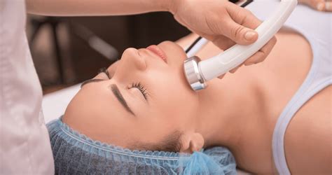 As with lasers for hair removal, the opportunities proved attractive potentially lucrative, and the first reported clinical study of a commercial ipl machine dates to 1997. Cosmetic Laser Technician Schools | Hands-On Beauty Training
