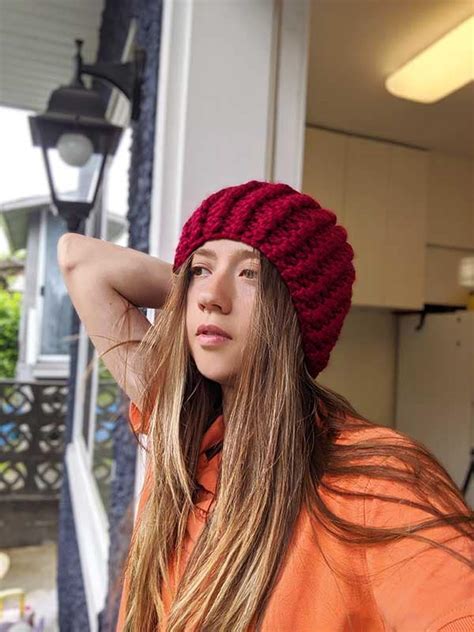 For a colorful look, try the farmer's market hat or another striped beanie. Ribbed Bubble Knit Hat Pattern (Straight Needles) · Crazy ...