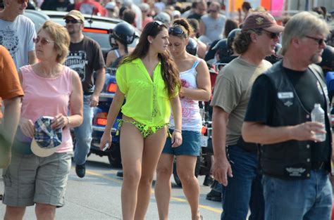 House styles decor home house cabin. Port Dover Friday 13th 2012 - Biker Babes (6 ...