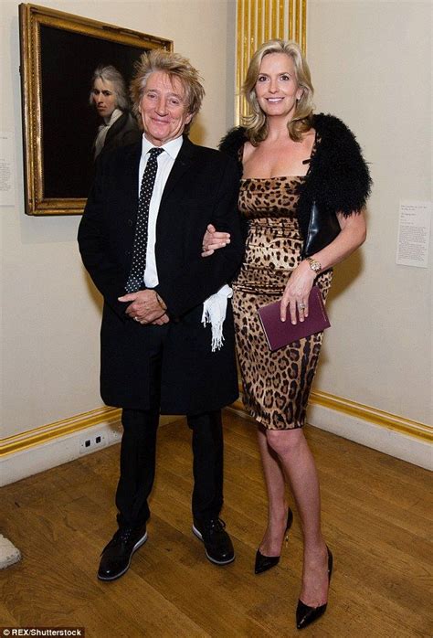 She is married to rock singer si. Afbeeldingsresultaat voor Penny Lancaster