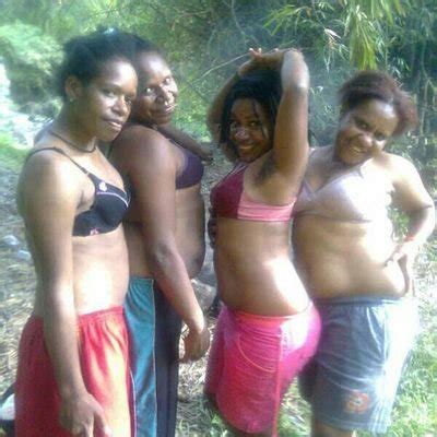 Wanita papua beatrics waum ibeth, 12/04/2019. Wamena Pepe Hitam Putih : Cewe Cewe Papua Hebat Cewe Papua ...