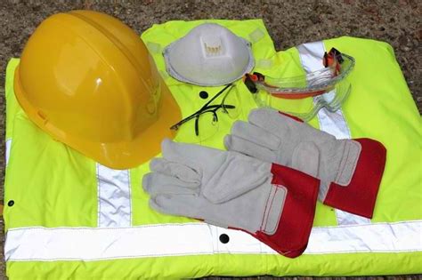 Apakah peralatan perlindungan peribadi (ppe)? Memahami Pentingnya Menggunakan Alat Pelindung Diri Saat ...