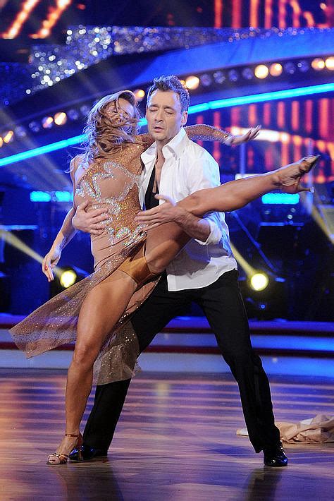 Izabela janachowska taniec z gwiazdami. NAJLEPSZE zdjęcia z 6. odcinka "Dancing With The Stars ...