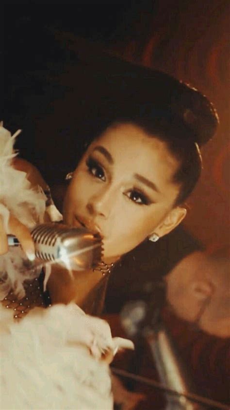 Ariana grande sweetener world tour wallpaper #arianagrande #sweetenerworldtour #ariana #wallpaper #pinkwallpaper #sweetener. Pin auf ariana grande♡