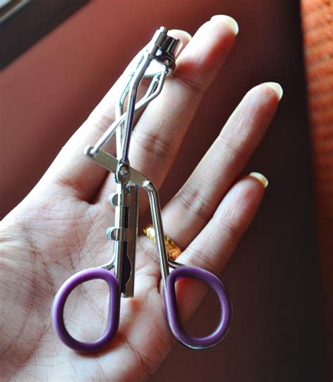 Oriflame the one the one is a product that will emphasise your look and accentuate the beauty of oriflame also supports a number of charitable causes. Oriflame Eyelash Curler Review (Code no. 9315) - Beauty ...