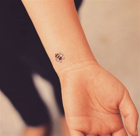 Small tattoos normally look cute, and popular choice for beginners. 28 Miniature Animal Tattoos for Women - TattooBlend