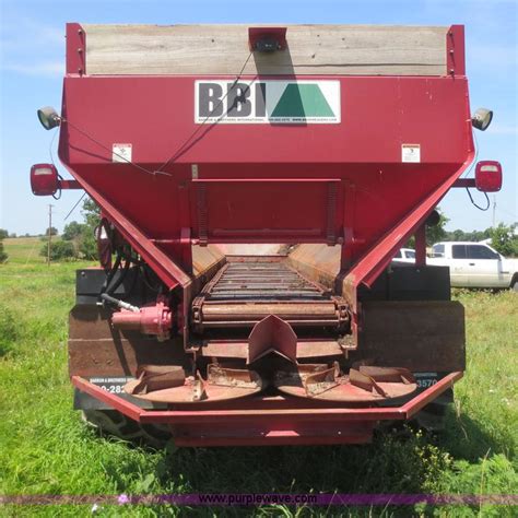 From magnaspread to liberty, bbi spreaders are available with 304 stainless steel, 409 stainless steel, or carbon steel hoppers. BBI litter spreader in Galena, KS | Item D2105 sold ...