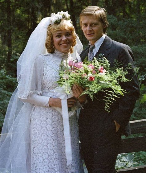 She is an actress, known for hríchy pro diváky detektivek (1995). Poznáte túto 22-ročnú žabu? Dnes má 65 a vyzerá skvelo ...