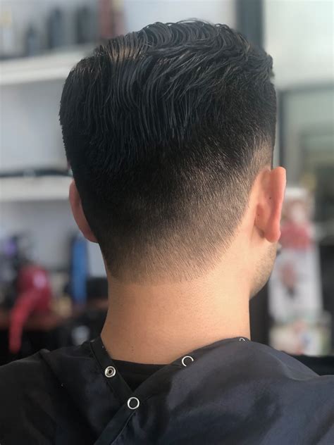 Sport clips elevates the barber shop experience to keep you. Men's Haircuts: Choosing The Right Look | Mia Bella Salon ...