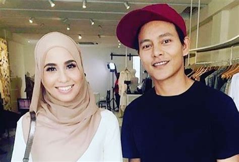 Bila tengok relationship dia dengan bella dally yang cool, romantik dan sweet tu. Nazim Othman, Bella Dally Sah Bertunang