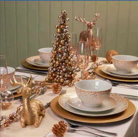 Today, the figurine is holding court as the centerpiece of my peacock tablescape. Pin by Jen Hartnett on Christmas Dining Rooms | Christmas ...