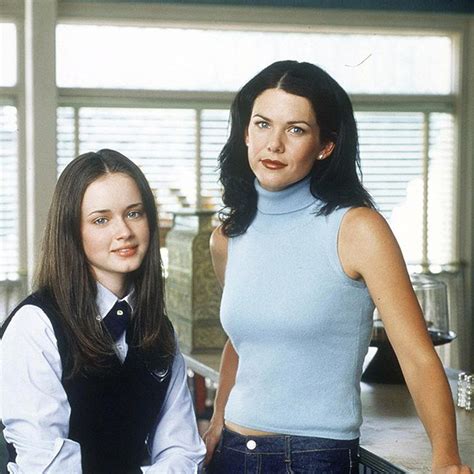 At glory haus, it's our mission to produce inspiring goods that lift people up by how they're designed, how they're made and how they're marketed. Filmset Gilmore Girls: OMG! Das Haus der "Gilmore Girls ...