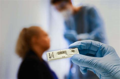 Dies ist aktuell die zuverlässigste art einer testung. PCR-Tests, Antikörpertests und Schnelltests: Sind Do-it ...