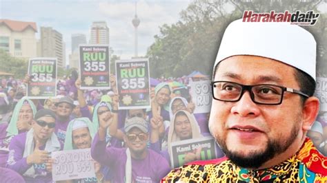 Seorang lelaki mengaku tidak bersalah atas dua pertuduhan melacurkan serta menjadi bapa. Mungkin pinda hukuman lebih tegas babit LGBT