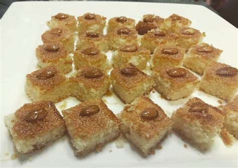 How To Make Steamed Semolina Cake / How To Make Homemade ...