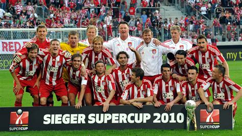 Wie phoenix aus der asche: Bundesliga News: Bayern gegen Dortmund im Supercup ...