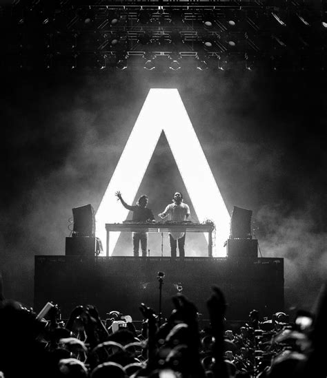 Il 25 marzo 2018, durante l'ultimo giorno dell' ultra music festival di miami , gli swedish house mafia tornano insieme per chiudere l'evento. Axwell & Ingrosso Phone Wallpapers - Wallpaper Cave